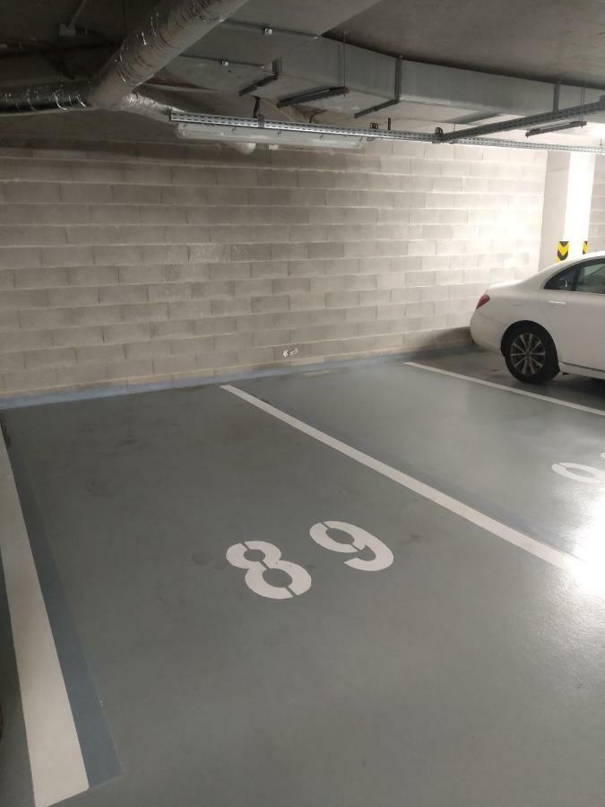 Bratislava Center, River Front, Private Parking Included Exterior photo