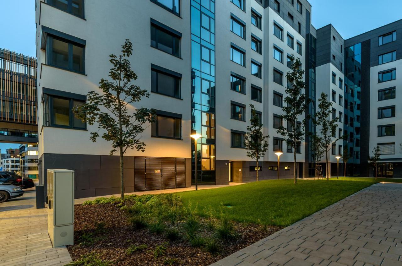 Bratislava Center, River Front, Private Parking Included Exterior photo